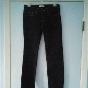 Hollister Jeans dark wash excellent condition